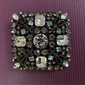 Vintage rhinestone square pin / brooch….even the back is beautiful!
